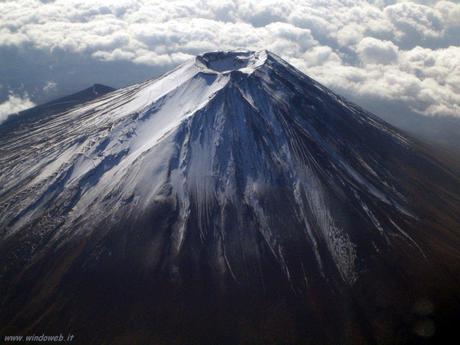 FUJIAMA IN FASE DI RISVEGLIO