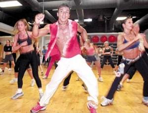 Esplode la Zumba-mania: il ballo per dimagrire sponsorizzato da Wayne Rooney