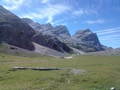 Parco naturale di Fanes - una mulattiera in mezzo al paradiso