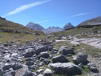 Parco naturale di Fanes - una mulattiera in mezzo al paradiso