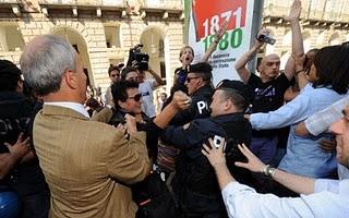 Se si contesta il Principe e i suoi cicisbei....a proposito di Torino e di Schifani