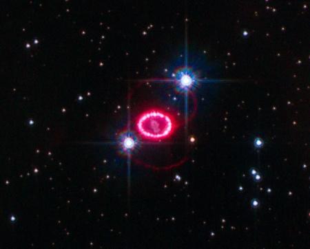 Intorno alla supernova 1987A