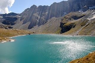 Lago d'Avino (2246m)