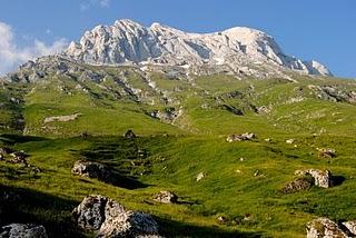 Gran Sasso, da Prati di Tivo alla Madonnina (2007m)