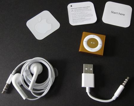 Il nuovo iPod Shuffle disassemblato