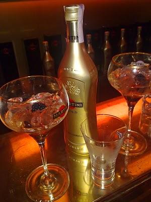 *EXCLUSIVE VIDEO-PICTURES* MARTINI GOLD by DOLCE