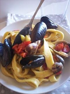 Pasta fresca versatile…Nel mio caso è finita con il pesce!!! Pasta fresca versatile…Nel mio caso è finita con il pesce!!!