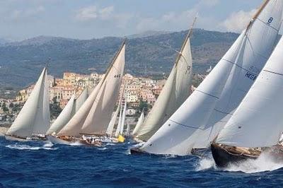 A Imperia la prima Asta Marinara che propone quattro storiche imbarcazioni a vela