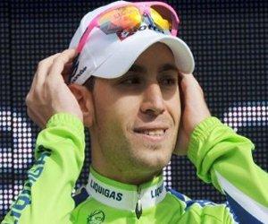 Nibali si tinge di rosso nel giorno del forfait di Anton