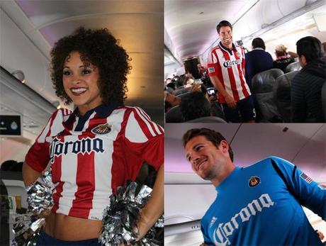Calcio, Mls: i Chivas Usa svelano le nuove maglie adidas su un volo tra Guadalajara e Los Angeles