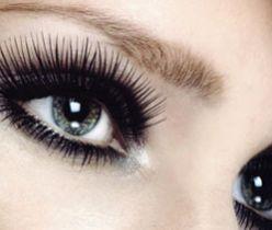 Chiacchiere ^-^: glossybox, ciglia finte & lenti