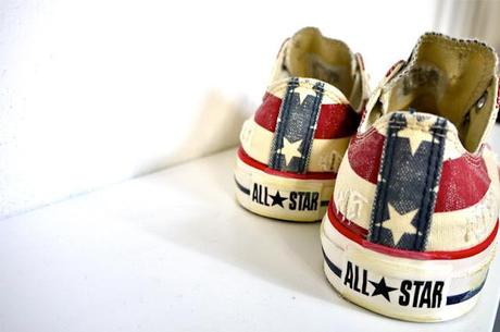 NEW IN: CONVERSE A STELLE E STRISCE