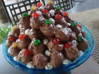 Profiteroles con mousse di Sal De Riso