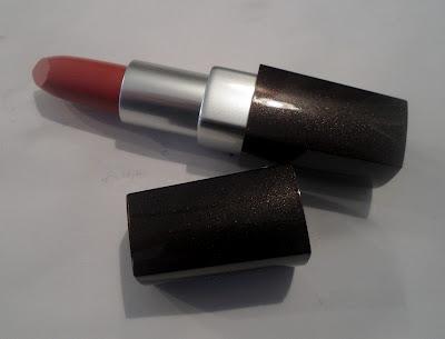 Review&Swatches; Laura Mercier Lip Colour Sheer,Satin & Lip Stain + Photos/Foto