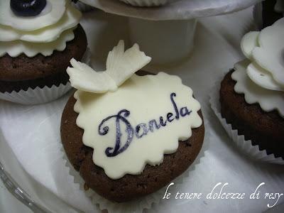 Cupcakes total black & white