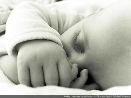 Helan 2 LINEA BIMBI HELAN – AVVOLTI DALLE COCCOLE