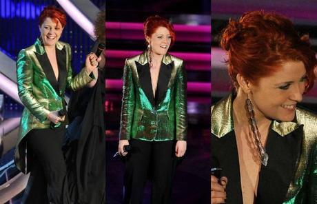 TAGLI DI CAPELLI E LOOK SANREMO 2012 - LOOK ABITI DELLE FINALISTE NOEMI EMMA MARRONE - VINCITRICE - ARISA NINA ZILLI