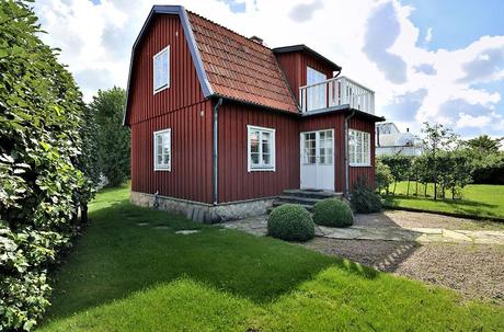 Stile Nordico– In Svezia una casa sulla baia