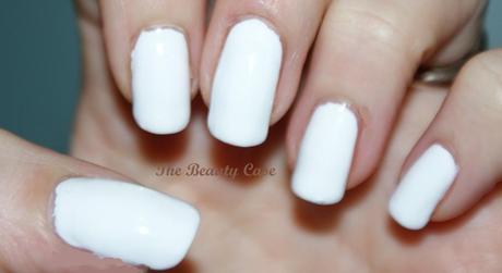 China Glaze – Snow