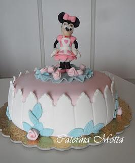 Minnie sulla torta...