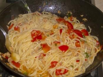 Spaghetti con tonno e pomodorini - 6