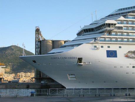 Costa CONCORDIA: le vostre foto, i vostri ricordi. 3^ parte.