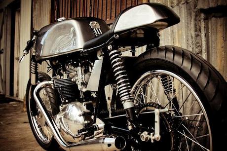 Trophy TR6 by Raccia Motorcycles