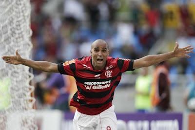 Deivid fallisce un gol già fatto in Flamengo-Vasco de Gama (VIDEO)