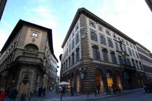 APPLE CERCA CASA A FIRENZE!