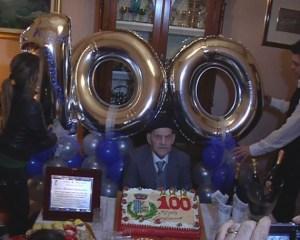 Terrasini. Nonno Salvatore festeggia 100 anni