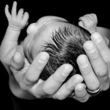 Crisi: uno sportello per neonati abbandonati