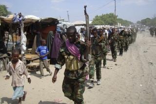 Bombardato convoglio di al Shabab in Somalia: tra i morti, europei e asiatici forse appartenenti ad al Qaeda