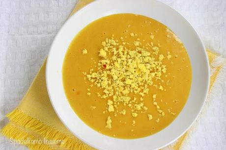 CREMA DORATA, ALLO ZAFFERANO CON PATATE,CAROTE E TUORLO D'UOVO