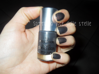 Essence: Multi Dimension XXXL shine nail polish (62 Must-have)