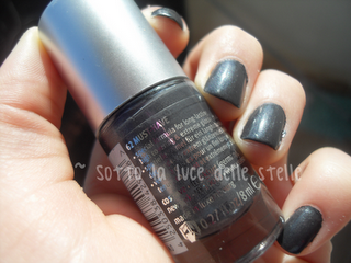 Essence: Multi Dimension XXXL shine nail polish (62 Must-have)