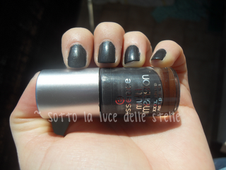 Essence: Multi Dimension XXXL shine nail polish (62 Must-have)