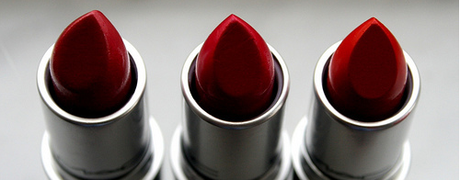 La prova del 9: il rossetto rosso.