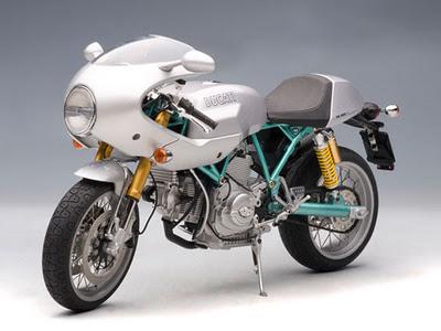 Ducati Paul Smart 1000 2006 by AUTOart