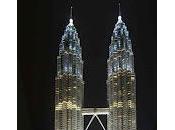 Petronas Twin Towers delle imponenti opere dell'ingegneria umana.