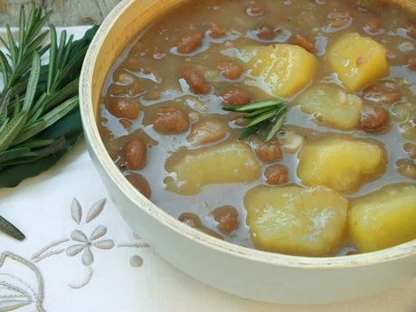 Minestra di fagioli un classico..soprattutto a Carnevale.. Pasta e faseuj canavzan-A