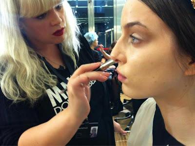Preview backstage Dolce & Gabbana a/i 2012/13 Women