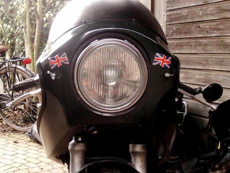 Triumph Trident 750 caferacer: THE MOVIE