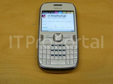 Nuove immagini del Nokia Asha 302