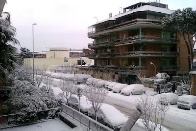 La sacra neve di Roma... Roman Sacred Snow