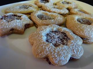 Biscotti con marmellata o nutella