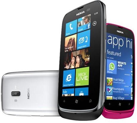 Nokia Lumia 610 : Lo smartphone Windows Phone economico Bianco, Nero, ciano e magenta