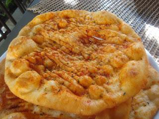 Pane fritto con lievito madre