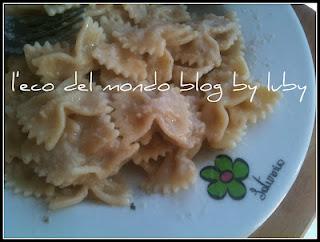 PASTA PENTOLA A PRESSIONE: FARFALLE ALLA CREMA DI NOCI