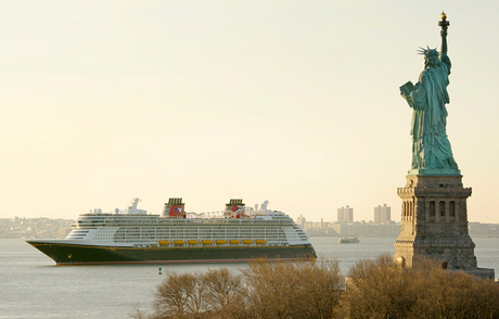 Foto del Giorno: Disney FANTASY arriva a New York