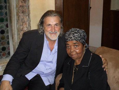 RICORDANDO CESARIA EVORA ESCE 